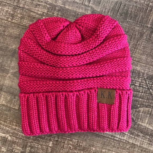 KK Slouch Beanie-Dark Pink - Picture 1 of 1